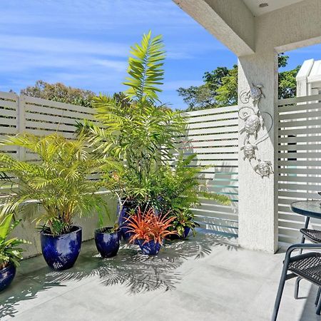 Seaturtle Apartment Pantai Clifton Luaran gambar