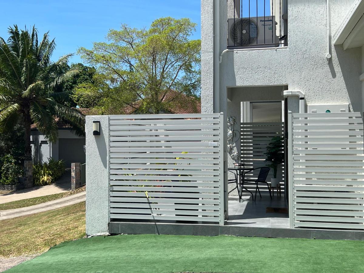 Seaturtle Apartment Pantai Clifton Luaran gambar